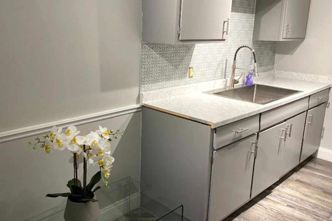 Seven-Pines-kitchen.jpg
